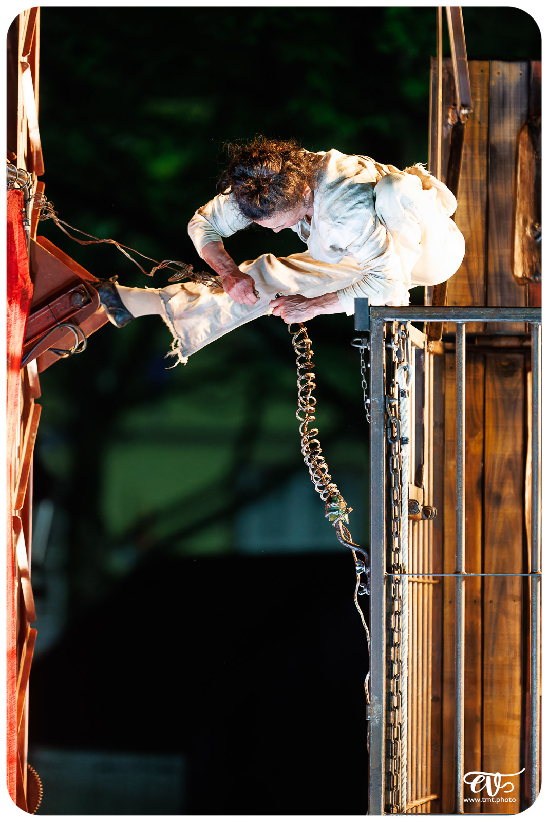 DE CHAIR ET D'ACIER (CIE 100 RACINES)